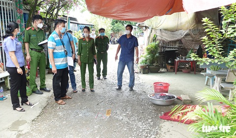 Bắt nghi phạm đâm 1 người chết, 2 người nguy kịch - Ảnh 1. Bắt nghi phạm đâm 1 người chết, 2 người nguy kịch - Ảnh 1.