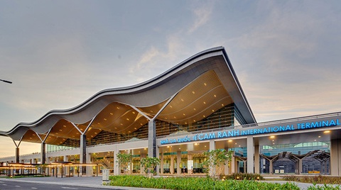 Hộ chiếu vắc xin, cánh cửa mở cho du lịch nghỉ dưỡng hậu COVID-19 - Ảnh 1. Hộ chiếu vắc xin, cánh cửa mở cho du lịch nghỉ dưỡng hậu COVID-19 - Ảnh 1.