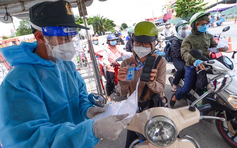 Nhịp sống Sài Gòn đang sôi động dần, bà con về quê muốn quay lại tìm việc thì sao? - Ảnh 1. Nhịp sống Sài Gòn đang sôi động dần, bà con về quê muốn quay lại tìm việc thì sao? - Ảnh 1.