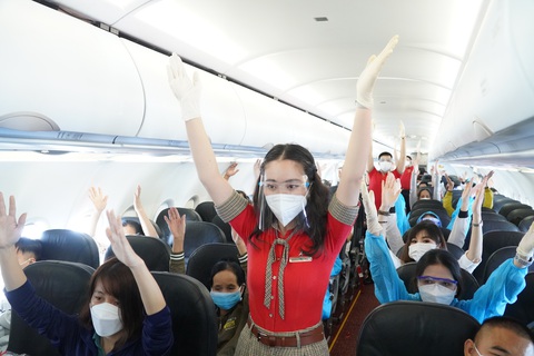 Chuyến bay xanh và hành trình trở về quê hương - Ảnh 4. Chuyến bay xanh và hành trình trở về quê hương - Ảnh 4.
