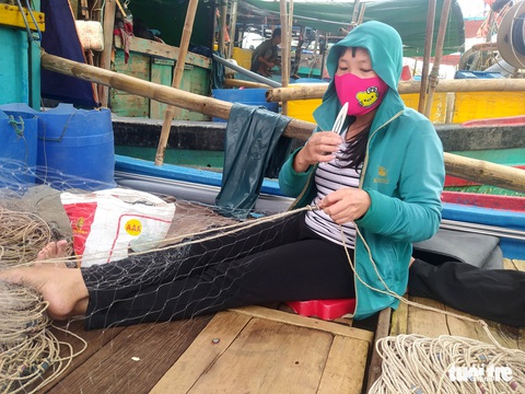Hà Tĩnh cấm biển để ứng phó với bão số 8 - Ảnh 2. Hà Tĩnh cấm biển để ứng phó với bão số 8 - Ảnh 2.
