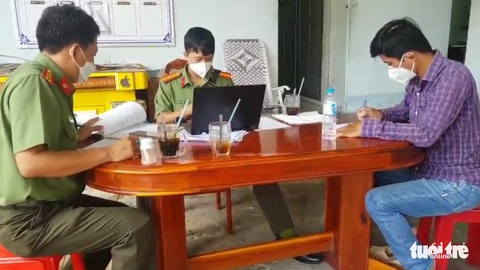 Đề nghị xử phạt nhóm đến nhà tát người, quay video tung lên mạng - Ảnh 1. Đề nghị xử phạt nhóm đến nhà tát người, quay video tung lên mạng - Ảnh 1.