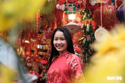 Nhiều ý kiến trái chiều quanh đề xuất nghỉ Tết Nguyên đán 9 ngày - Ảnh 1. Nhiều ý kiến trái chiều quanh đề xuất nghỉ Tết Nguyên đán 9 ngày - Ảnh 1.