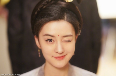 ‘Giả Bảo Ngọc’ kết đôi cùng ‘Tiểu Long Nữ’ trong Nắm tay nhau trọn đời - Ảnh 2. ‘Giả Bảo Ngọc’ kết đôi cùng ‘Tiểu Long Nữ’ trong Nắm tay nhau trọn đời - Ảnh 2.