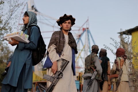 Cảnh sát trưởng của Taliban chết trong một vụ nổ xe - Ảnh 1. Cảnh sát trưởng của Taliban chết trong một vụ nổ xe - Ảnh 1.
