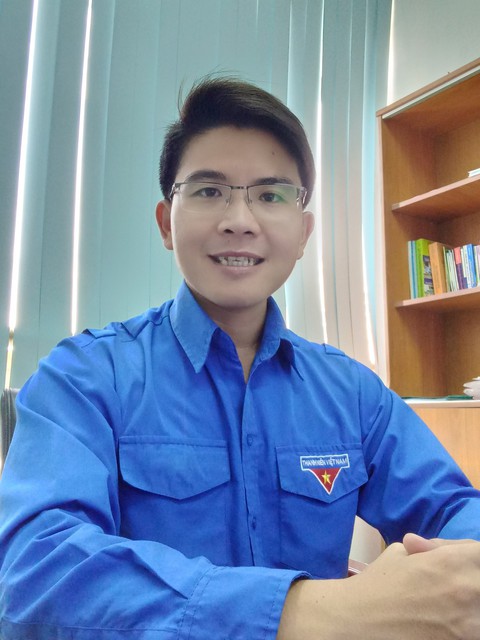 Góp sức trẻ cùng thành phố hồi sinh - Ảnh 3. Góp sức trẻ cùng thành phố hồi sinh - Ảnh 3.