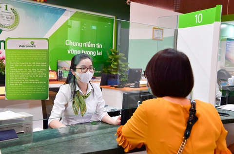 Phòng, chống dịch COVID-19: Vietcombank đảm bảo an toàn kép - Ảnh 1. Phòng, chống dịch COVID-19: Vietcombank đảm bảo an toàn kép - Ảnh 1.