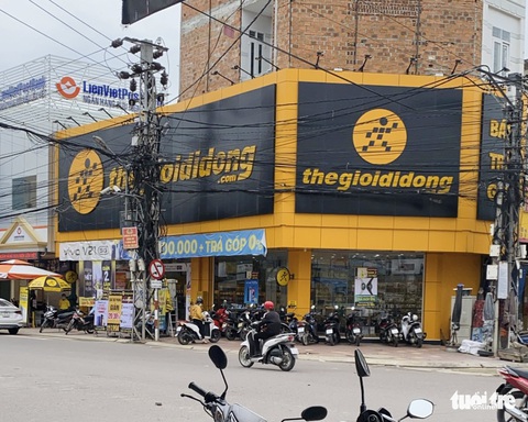 Chủ nhà chấp nhận mất tiền, miễn Thế giới di động dọn đi càng sớm càng tốt - Ảnh 1. Chủ nhà chấp nhận mất tiền, miễn Thế giới di động dọn đi càng sớm càng tốt - Ảnh 1.