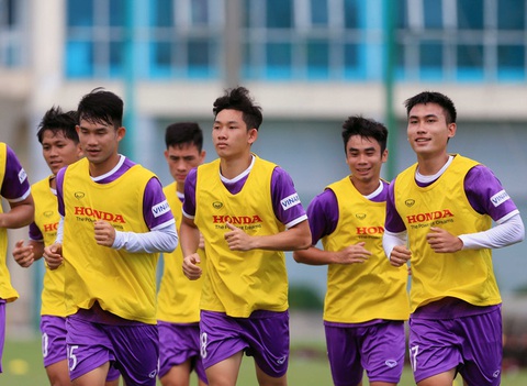 V-League 2022 đau đầu với bài toán thi đấu 20 hay 26 vòng - Ảnh 2. V-League 2022 đau đầu với bài toán thi đấu 20 hay 26 vòng - Ảnh 2.