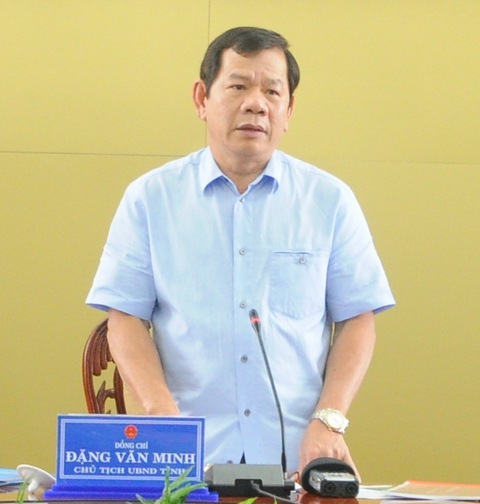 Chủ tịch UBND tỉnh Quảng Ngãi nói gì việc không hỗ trợ người dân lao động tự do? - Ảnh 1. Chủ tịch UBND tỉnh Quảng Ngãi nói gì việc không hỗ trợ người dân lao động tự do? - Ảnh 1.