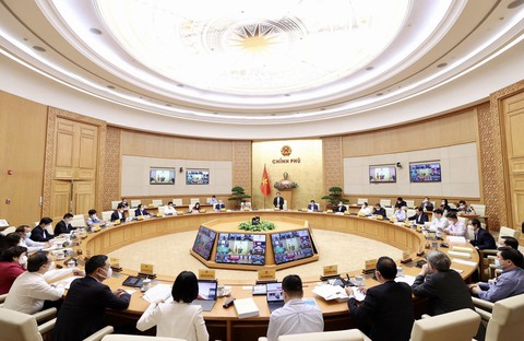 Thủ tướng: Các địa phương không được quy định trái với quy định của trung ương - Ảnh 1. Thủ tướng: Các địa phương không được quy định trái với quy định của trung ương - Ảnh 1.