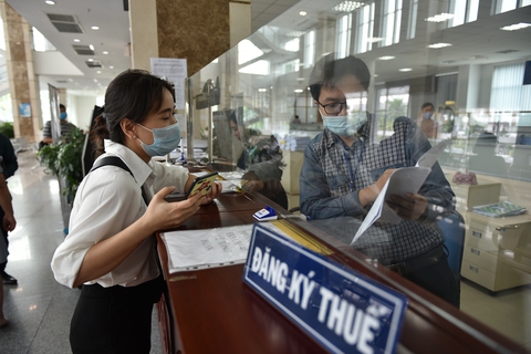 Doanh nghiệp lo bị phạt do chậm nộp thuế - Ảnh 1. Doanh nghiệp lo bị phạt do chậm nộp thuế - Ảnh 1.