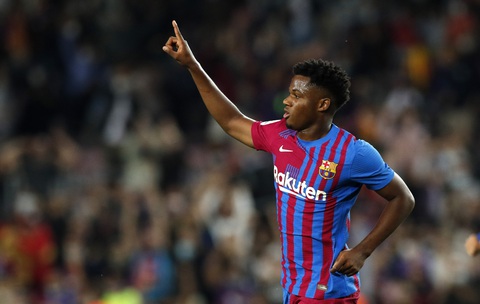 Tài năng trẻ Ansu Fati tỏa sáng giúp Barca ngược dòng hạ Valencia - Ảnh 1. Tài năng trẻ Ansu Fati tỏa sáng giúp Barca ngược dòng hạ Valencia - Ảnh 1.