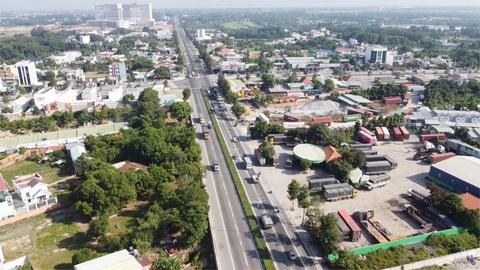 Bất động sản Bình Dương tiếp tục là nơi đầu tư tiềm năng hấp dẫn - Ảnh 1. Bất động sản Bình Dương tiếp tục là nơi đầu tư tiềm năng hấp dẫn - Ảnh 1.