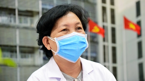 Nữ tư lệnh hồi sức - Ảnh 1. Nữ tư lệnh hồi sức - Ảnh 1.