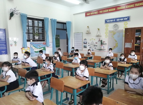 Học sinh xã đảo Thạnh An test COVID-19, chờ tin đến trường - Ảnh 2. Học sinh xã đảo Thạnh An test COVID-19, chờ tin đến trường - Ảnh 2.