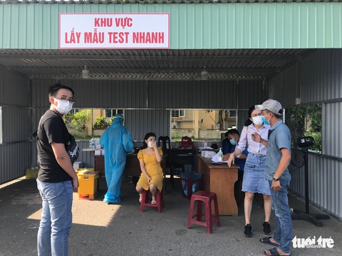 Đà Nẵng vẫn yêu cầu giấy xét nghiệm âm tính với người ngoại tỉnh - Ảnh 1. Đà Nẵng vẫn yêu cầu giấy xét nghiệm âm tính với người ngoại tỉnh - Ảnh 1.