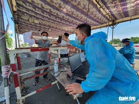 TP.HCM: Đi thoải mái, về vẫn lằng nhằng’ - Ảnh 1. TP.HCM: Đi thoải mái, về vẫn lằng nhằng’ - Ảnh 1.