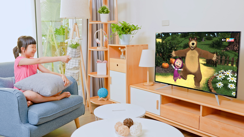 K+ chinh phục các thế hệ khách hàng như thế nào? - Ảnh 3. K+ chinh phục các thế hệ khách hàng như thế nào? - Ảnh 3.