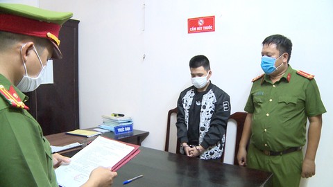 Lừa chuyển tiền từ thiện, chiếm đoạt gần 8 tỉ đồng - Ảnh 1. Lừa chuyển tiền từ thiện, chiếm đoạt gần 8 tỉ đồng - Ảnh 1.