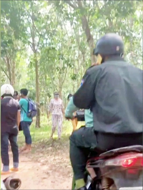 Bé trai 2 tuổi mất tích được tìm thấy thi thể tại con suối gần nhà - Ảnh 1. Bé trai 2 tuổi mất tích được tìm thấy thi thể tại con suối gần nhà - Ảnh 1.