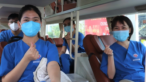 Nữ tư lệnh hồi sức - Ảnh 9. Nữ tư lệnh hồi sức - Ảnh 9.