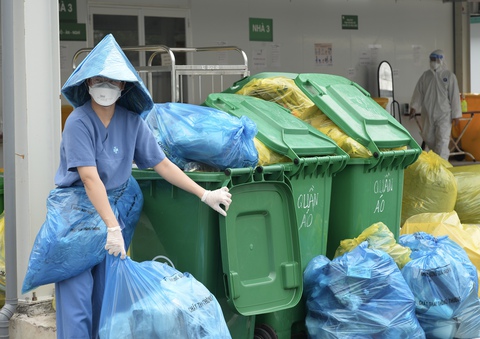 Ngày 20-10 của những cô gái Trung tâm hồi sức tích cực Bệnh viện ĐH Y dược TP.HCM - Ảnh 8. Ngày 20-10 của những cô gái Trung tâm hồi sức tích cực Bệnh viện ĐH Y dược TP.HCM - Ảnh 8.