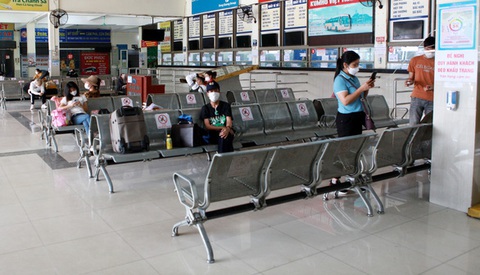 CDC Hà Nội tìm người đi trên chuyến xe từ Bình Dương về Mỹ Đình - Ảnh 1. CDC Hà Nội tìm người đi trên chuyến xe từ Bình Dương về Mỹ Đình - Ảnh 1.
