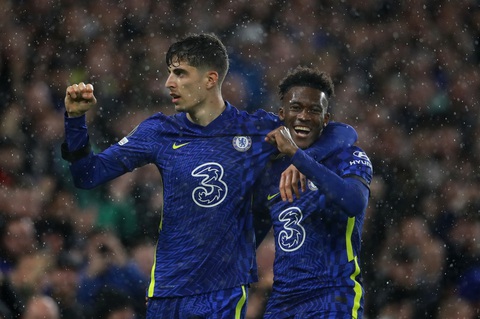 Chelsea thắng bốn sao, Juventus có 3 điểm vào phút cuối - Ảnh 1. Chelsea thắng bốn sao, Juventus có 3 điểm vào phút cuối - Ảnh 1.