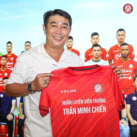 HLV Trần Minh Chiến: Dẫn dắt CLB TP.HCM dĩ nhiên phải áp lực - Ảnh 1. HLV Trần Minh Chiến: Dẫn dắt CLB TP.HCM dĩ nhiên phải áp lực - Ảnh 1.