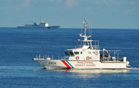 Philippines phản đối Trung Quốc khiêu khích hơn 200 lần trên biển - Ảnh 1. Philippines phản đối Trung Quốc khiêu khích hơn 200 lần trên biển - Ảnh 1.