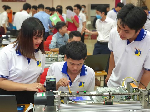 Ưu tiên hỗ trợ phát triển giáo dục - Ảnh 1. Ưu tiên hỗ trợ phát triển giáo dục - Ảnh 1.