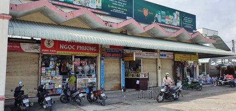 Cần Thơ chưa mở lại chợ, tiểu thương thuê tạm mặt bằng kinh doanh - Ảnh 2. Cần Thơ chưa mở lại chợ, tiểu thương thuê tạm mặt bằng kinh doanh - Ảnh 2.