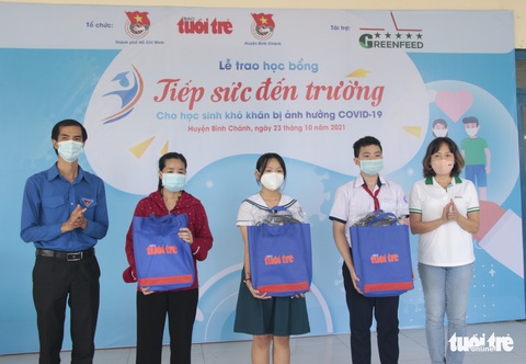 Em nhớ mẹ nhiều lắm, tự hứa với lòng sẽ học giỏi để mẹ vui - Ảnh 4. Em nhớ mẹ nhiều lắm, tự hứa với lòng sẽ học giỏi để mẹ vui - Ảnh 4.