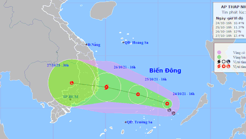 Vùng áp thấp mạnh lên, lũ ở Quảng Nam đến Bình Định đang lên - Ảnh 1. Vùng áp thấp mạnh lên, lũ ở Quảng Nam đến Bình Định đang lên - Ảnh 1.