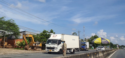 Bạc Liêu: Người chưa tiêm vắc xin ở vùng cam, đỏ không được ra đường - Ảnh 1. Bạc Liêu: Người chưa tiêm vắc xin ở vùng cam, đỏ không được ra đường - Ảnh 1.