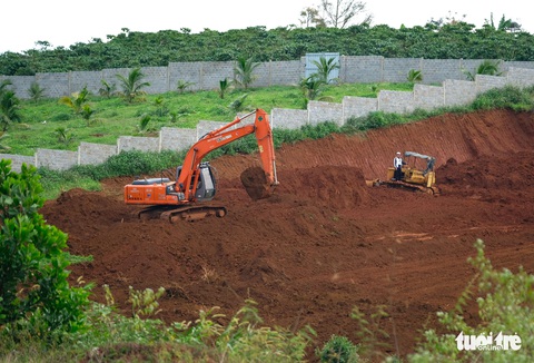 Xé nát vùng chè Bảo Lộc: Bắt đầu giám định hiện trường trong 10 ngày - Ảnh 2. Xé nát vùng chè Bảo Lộc: Bắt đầu giám định hiện trường trong 10 ngày - Ảnh 2.