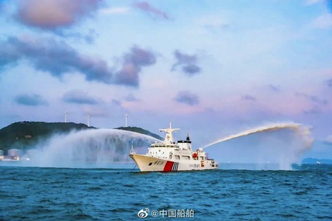 Trung Quốc muốn gì khi đưa tàu tuần tra 10.000 tấn xuống Biển Đông? - Ảnh 2. Trung Quốc muốn gì khi đưa tàu tuần tra 10.000 tấn xuống Biển Đông? - Ảnh 2.