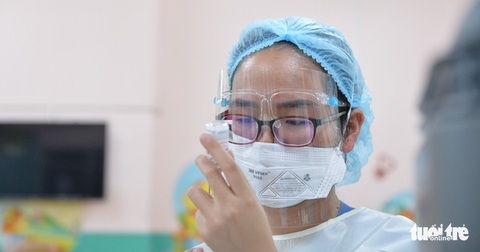 Ngày mai 27-10, TP.HCM dự kiến tiêm vắc xin cho trẻ ở quận 1 và huyện Củ Chi - Ảnh 1. Ngày mai 27-10, TP.HCM dự kiến tiêm vắc xin cho trẻ ở quận 1 và huyện Củ Chi - Ảnh 1.