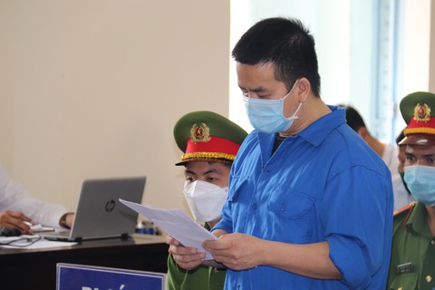 Bị cáo Trương Châu Hữu Danh nhiều lần ân hận, gửi lời xin lỗi tại tòa - Ảnh 1. Bị cáo Trương Châu Hữu Danh nhiều lần ân hận, gửi lời xin lỗi tại tòa - Ảnh 1.