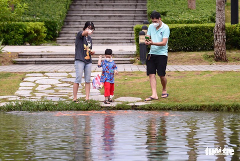 Đề xuất sinh con tại TP.HCM, Bình Dương, Bà Rịa - Vũng Tàu... được thưởng tiền - Ảnh 1. Đề xuất sinh con tại TP.HCM, Bình Dương, Bà Rịa - Vũng Tàu... được thưởng tiền - Ảnh 1.