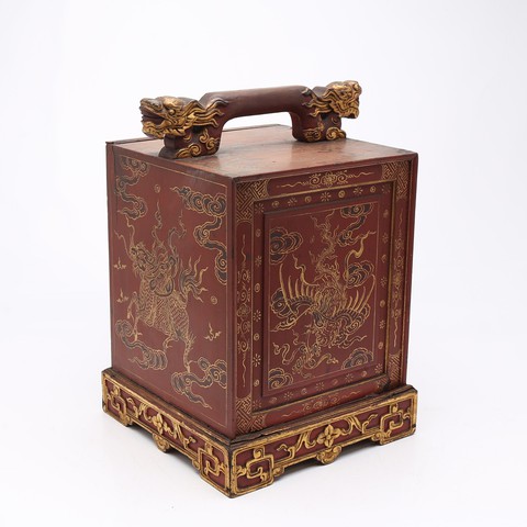 Mũ quan triều Nguyễn lập kỷ lục tăng giá gấp 1.000 lần trên sàn quốc tế, đem về 16 tỉ đồng - Ảnh 3. Mũ quan triều Nguyễn lập kỷ lục tăng giá gấp 1.000 lần trên sàn quốc tế, đem về 16 tỉ đồng - Ảnh 3.