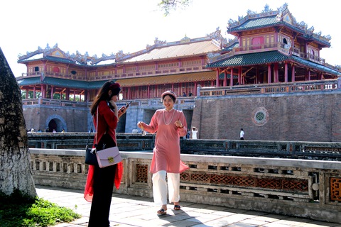 Cơ chế, chính sách đặc thù phải tạo đột phá - Ảnh 1. Cơ chế, chính sách đặc thù phải tạo đột phá - Ảnh 1.
