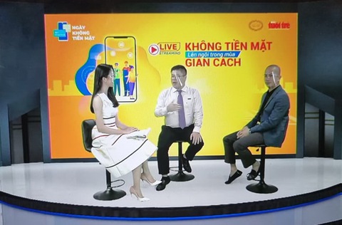 Người tiêu dùng nên mạnh dạn sử dụng các phương tiện thanh toán hiện đại - Ảnh 4. Người tiêu dùng nên mạnh dạn sử dụng các phương tiện thanh toán hiện đại - Ảnh 4.