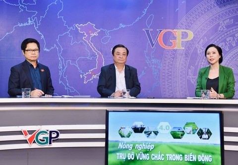 Bộ trưởng Lê Minh Hoan: Sẽ làm nông nghiệp như mô hình Uber, Grab - Ảnh 1. Bộ trưởng Lê Minh Hoan: Sẽ làm nông nghiệp như mô hình Uber, Grab - Ảnh 1.