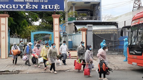 Tin sáng 29-10: Nguy cơ Tây Nam Bộ bùng phát dịch, 1,6% người về từ vùng dịch dương tính - Ảnh 1. Tin sáng 29-10: Nguy cơ Tây Nam Bộ bùng phát dịch, 1,6% người về từ vùng dịch dương tính - Ảnh 1.