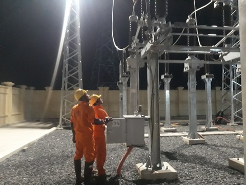 Sóc Trăng lần đầu hòa lưới điện quốc gia 3 nhà máy điện gió - Ảnh 1. Sóc Trăng lần đầu hòa lưới điện quốc gia 3 nhà máy điện gió - Ảnh 1.