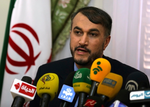 Iran yêu cầu Mỹ bỏ đóng băng 10 tỉ USD để thể hiện thiện chí đàm phán hạt nhân - Ảnh 1. Iran yêu cầu Mỹ bỏ đóng băng 10 tỉ USD để thể hiện thiện chí đàm phán hạt nhân - Ảnh 1.