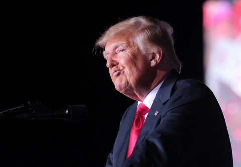 Ông Trump nhờ tòa án giúp mở lại tài khoản Twitter - Ảnh 1. Ông Trump nhờ tòa án giúp mở lại tài khoản Twitter - Ảnh 1.