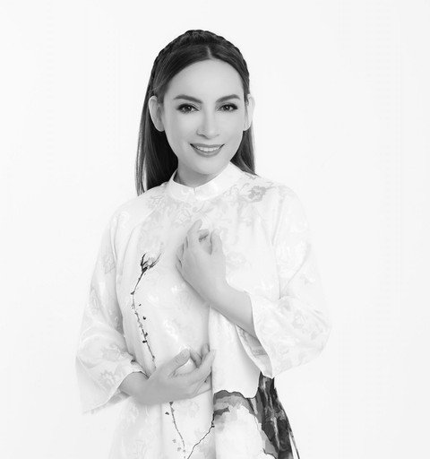 Nhạc sĩ Quốc Vũ sáng tác ca khúc Khóc Nhung tiễn biệt ca sĩ Phi Nhung - Ảnh 2. Nhạc sĩ Quốc Vũ sáng tác ca khúc Khóc Nhung tiễn biệt ca sĩ Phi Nhung - Ảnh 2.